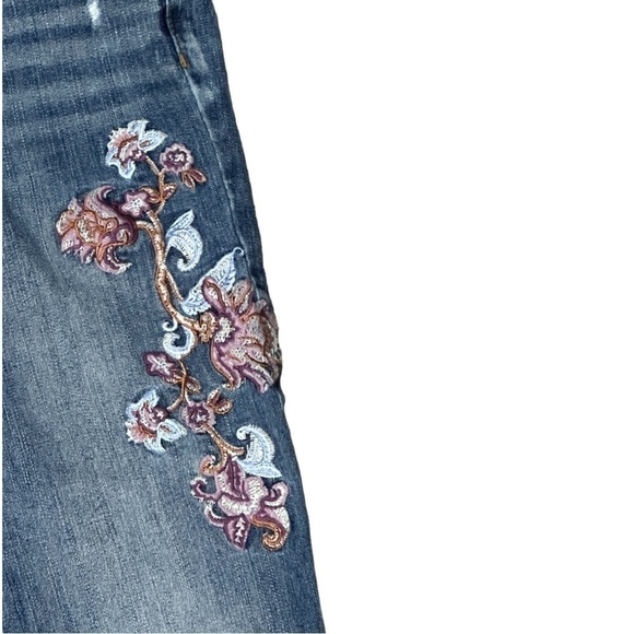 WHBM Embroidered the Straight Cropped Jeans Size 6 - Picture 4 of 6